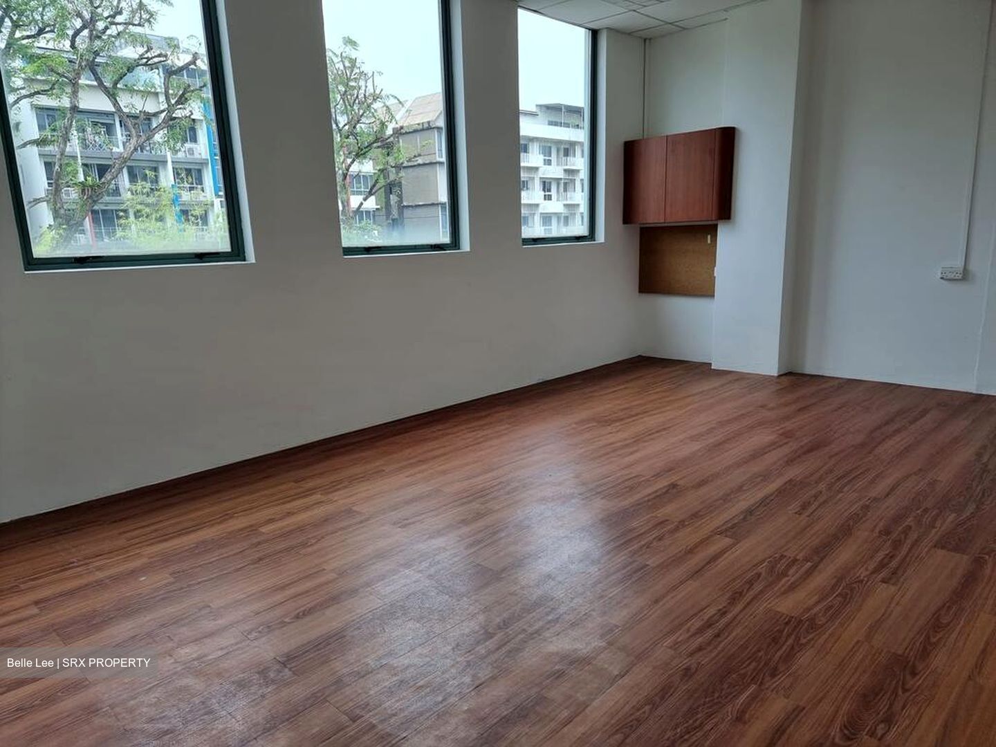 Highland Centre (D19), Office #567471071